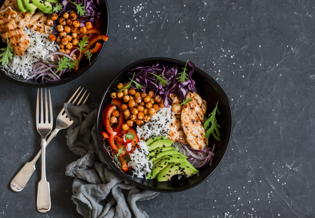 healthy meal concept grilled chicken with avocados and chickpeas